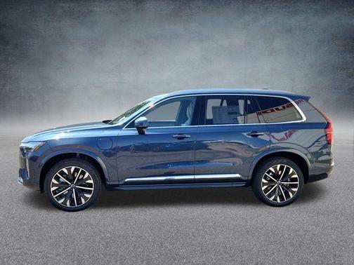 2026 Volvo XC90 Plug-In Hybrid T8 Plus 7-Seater