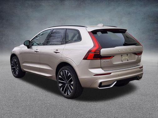 2026 Volvo XC60 Plug-In Hybrid T8 Ultra