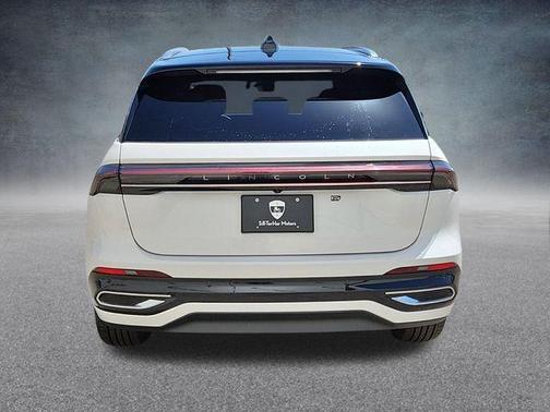 2024 Lincoln Nautilus Black Label