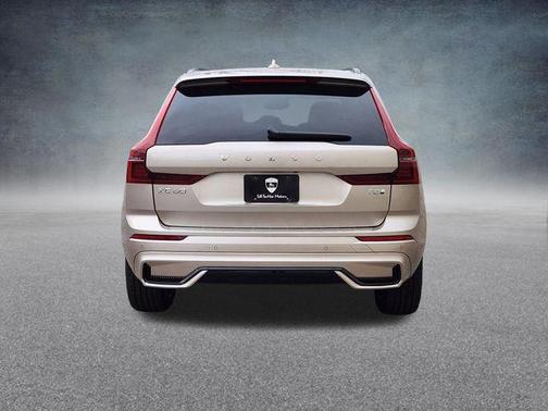 Bright 2026 Volvo XC60 Plug-In Hybrid T8 Plus