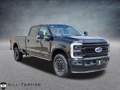 2025 Ford F-350 Platinum