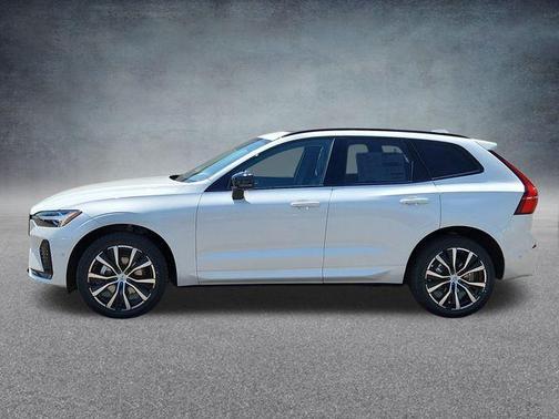 2025 Volvo XC60 B5 Plus