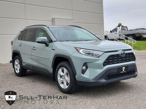2020 Toyota RAV4 Hybrid XLE