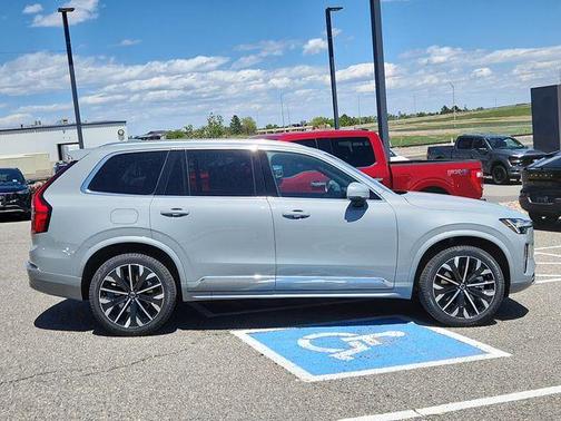 2025 Volvo XC90 Plug-In Hybrid T8 Core 7-Seater