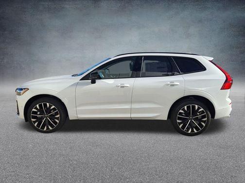 2026 Volvo XC60 B5 Ultra