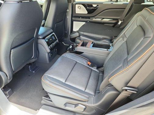 2025 Lincoln Aviator Black Label AWD