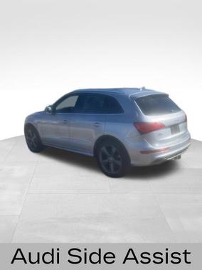 Florett Silver Metallic 2016 Audi Q5 3.0T Premium Plus