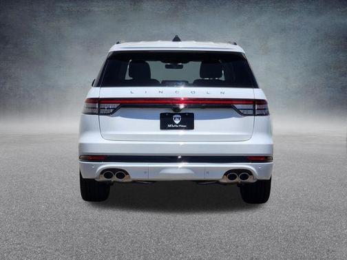 Pristine White 2026 Lincoln Aviator Premiere