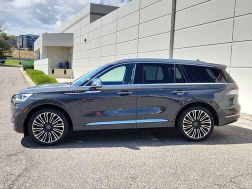 2022 Lincoln Aviator Black Label AWD