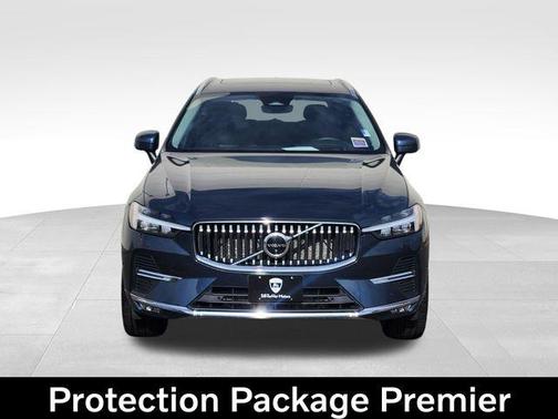 2023 Volvo XC60 B5 Ultimate Bright Theme