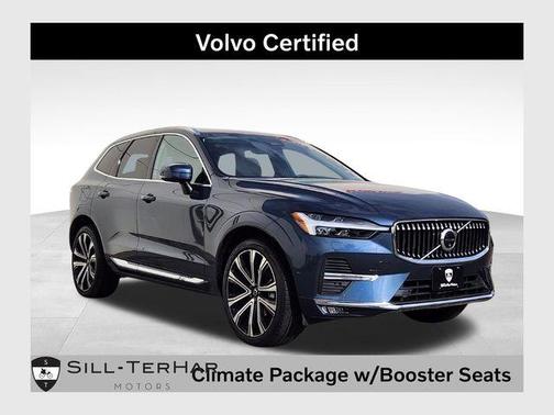 2023 Volvo XC60 B5 Ultimate Bright Theme