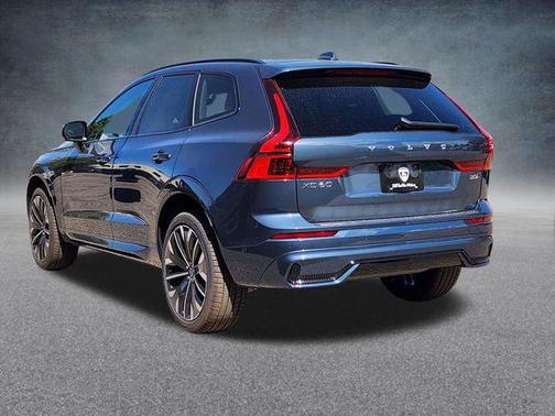 Denim Blue Metallic 2026 Volvo XC60 B5 Ultra