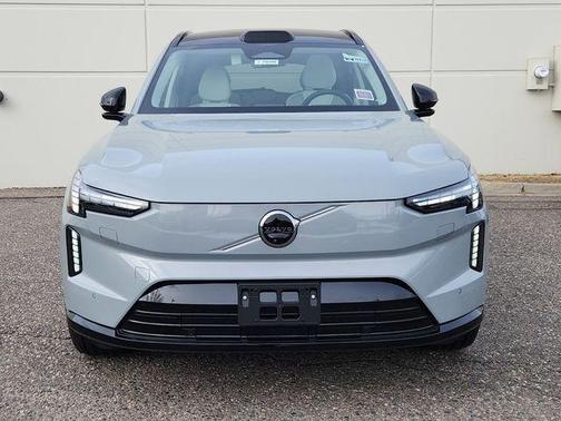 2025 Volvo EX90 Twin Motor Ultra