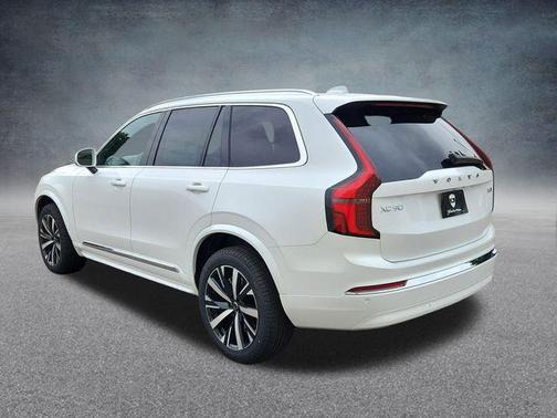 2026 Volvo XC90 B6 Core