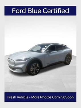 Space White Metallic 2023 Ford Mustang Mach-E Premium
