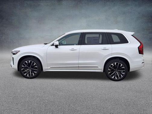 Crystal White Pearl 2026 Volvo XC90 B6 Plus 7-Seater