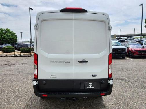 2025 Ford Transit-250 148 WB Medium Roof Cargo