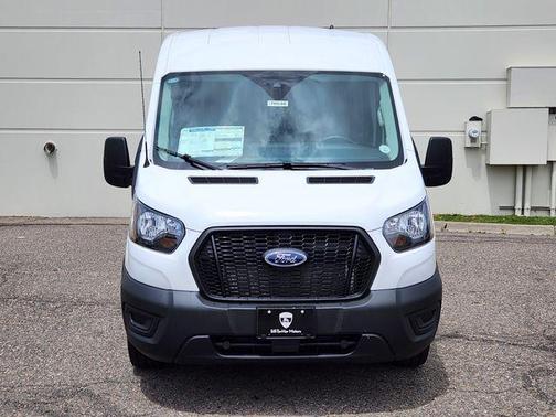 2025 Ford Transit-250 148 WB Medium Roof Cargo