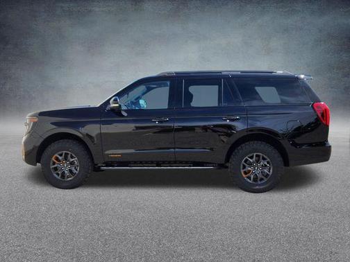 Agate Black Metallic 2026 Ford Expedition Tremor