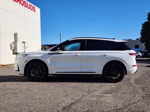 2025 Lincoln Corsair Grand Touring