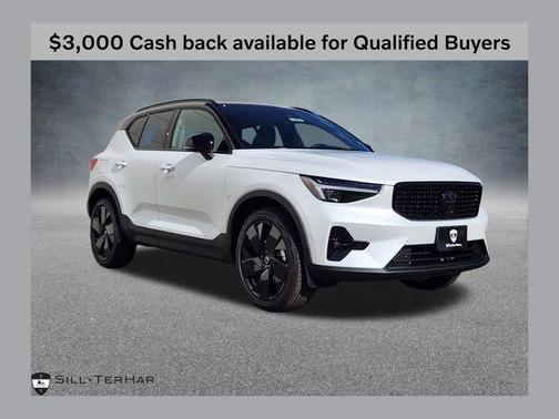 2026 Volvo XC40 B5 Ultra Black Edition