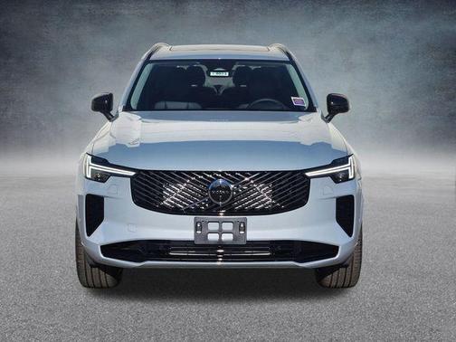 2026 Volvo XC90 Plug-In Hybrid T8 Ultra Dark Theme 7-Seater