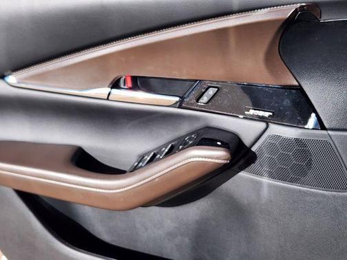 2025 Mazda CX-30 Premium Package