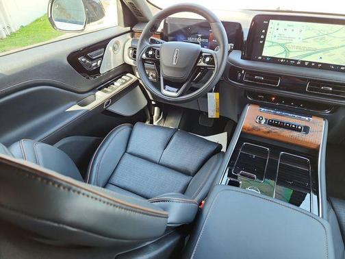 2025 Lincoln Aviator Black Label AWD