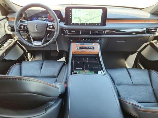 2025 Lincoln Aviator Black Label AWD