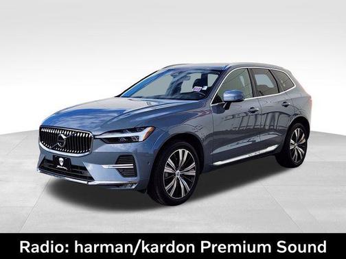 2023 Volvo XC60 B5 Plus Bright Theme