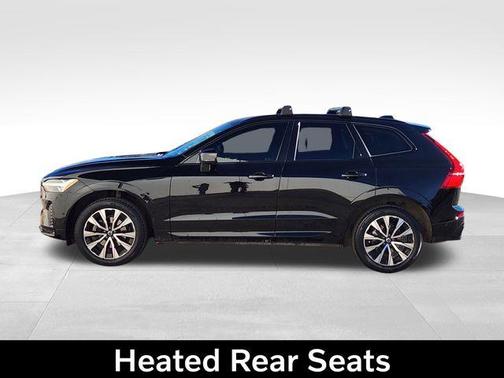 2023 Volvo XC60 B5 Plus Dark Theme