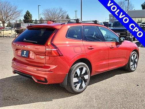2025 Volvo XC60 Plug-In Hybrid T8 Plus
