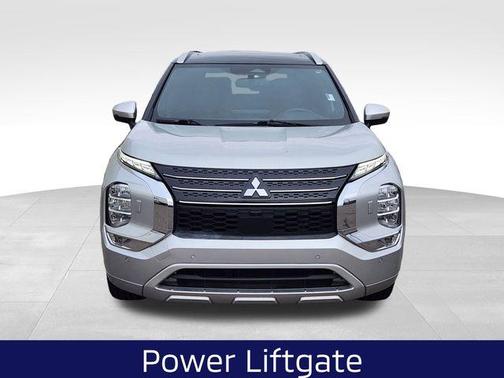 Silver 2023 Mitsubishi Outlander SEL