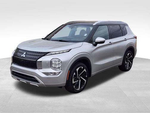2023 Mitsubishi Outlander SEL