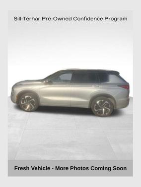 2023 Mitsubishi Outlander SEL