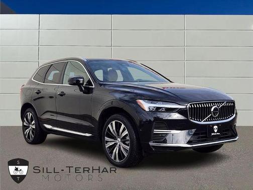 2023 Volvo XC60 Recharge Plug-In Hybrid T8 Ultimate Bright Theme
