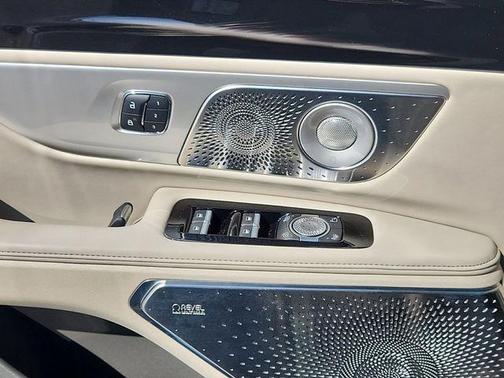 2025 Lincoln Nautilus Reserve