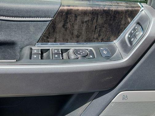 2025 Ford F-350 Lariat Super Duty