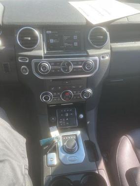 2016 Land Rover LR4 Base