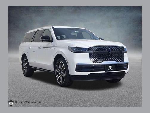 Star White 2026 Lincoln Navigator L Reserve
