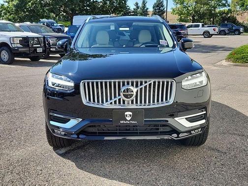 2025 Volvo XC90 B6 Ultra