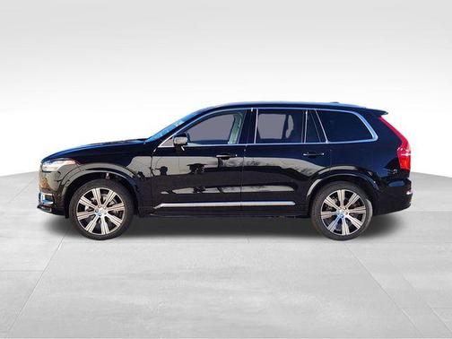 2025 Volvo XC90 B6 Ultra