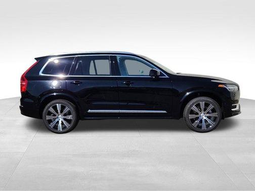 2025 Volvo XC90 B6 Ultra