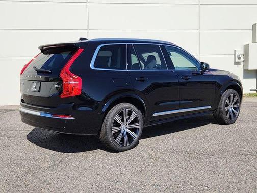 2025 Volvo XC90 B6 Ultra