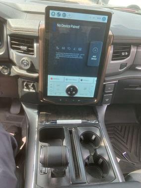 2022 Ford F-150 Lightning LARIAT