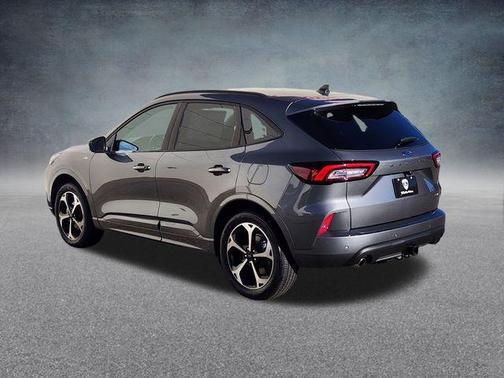 2025 Ford Escape ST-Line Elite