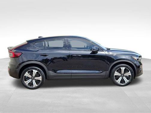 2023 Volvo C40 Recharge Pure Electric Twin Plus