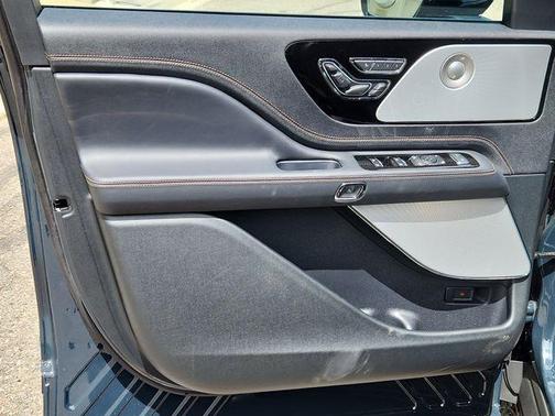 2025 Lincoln Aviator Black Label AWD