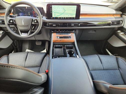 2025 Lincoln Aviator Black Label AWD