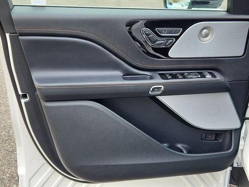 2025 Lincoln Aviator Black Label AWD